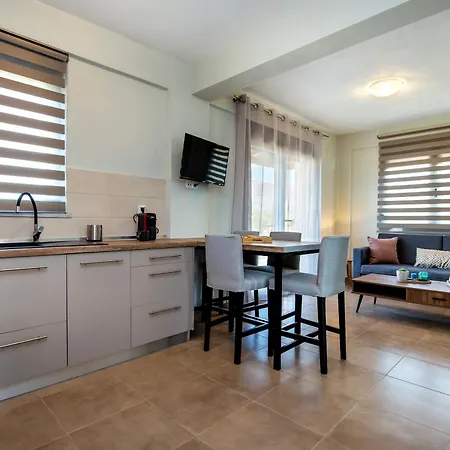 House Rytha Limenária