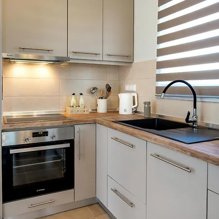 Apartment House Rytha
