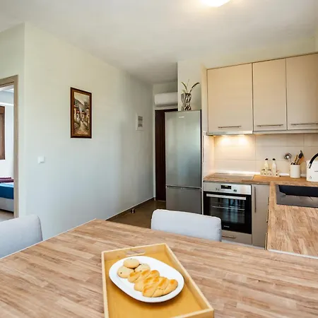 公寓 House Rytha 利迈纳里亚