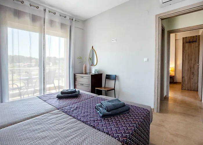 House Rytha アパート